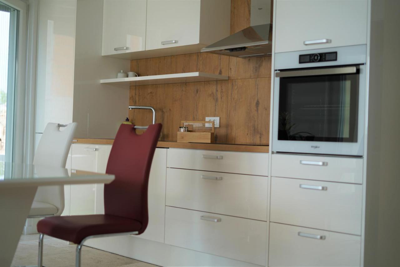 Villa M - Your Business & Holiday Apartment In Šibenik Eksteriør bilde