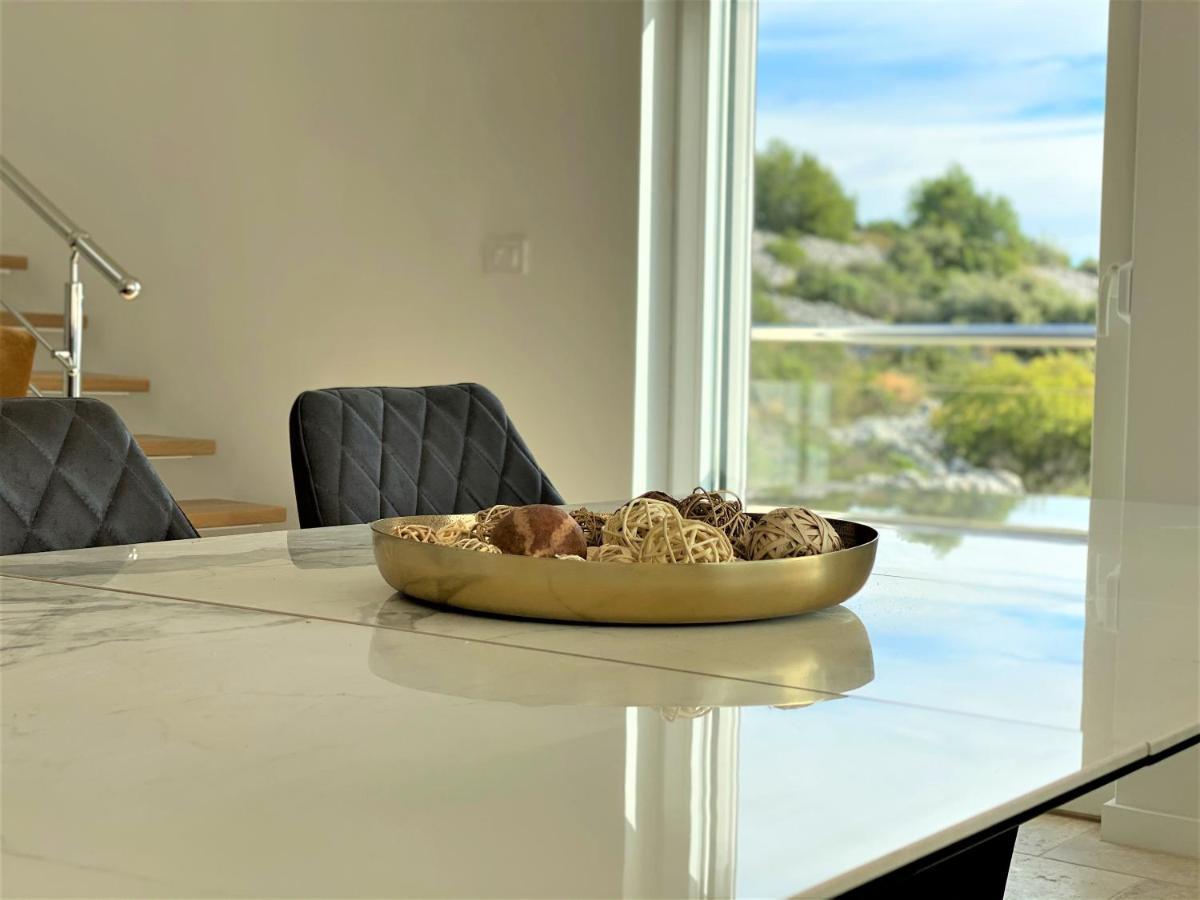 Villa M - Your Business & Holiday Apartment In Šibenik Eksteriør bilde