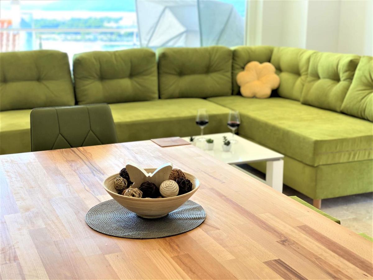 Villa M - Your Business & Holiday Apartment In Šibenik Eksteriør bilde