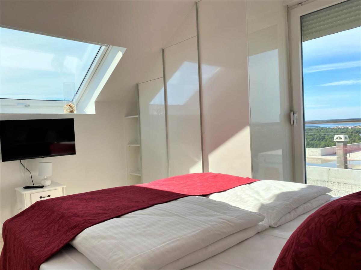 Villa M - Your Business & Holiday Apartment In Šibenik Eksteriør bilde