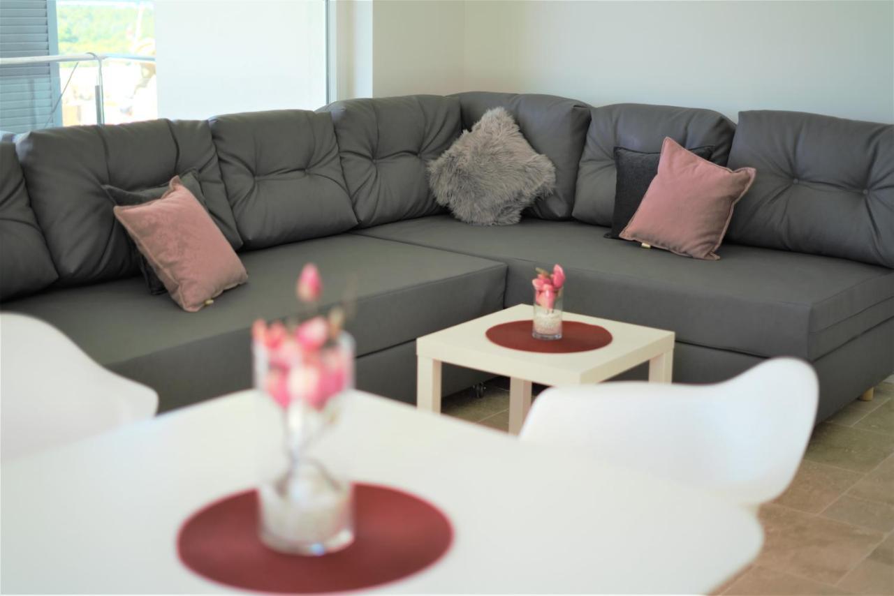 Villa M - Your Business & Holiday Apartment In Šibenik Eksteriør bilde