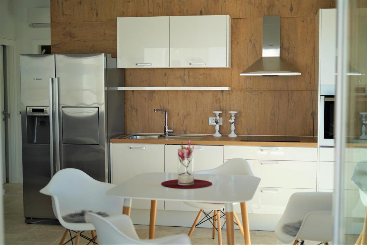 Villa M - Your Business & Holiday Apartment In Šibenik Eksteriør bilde